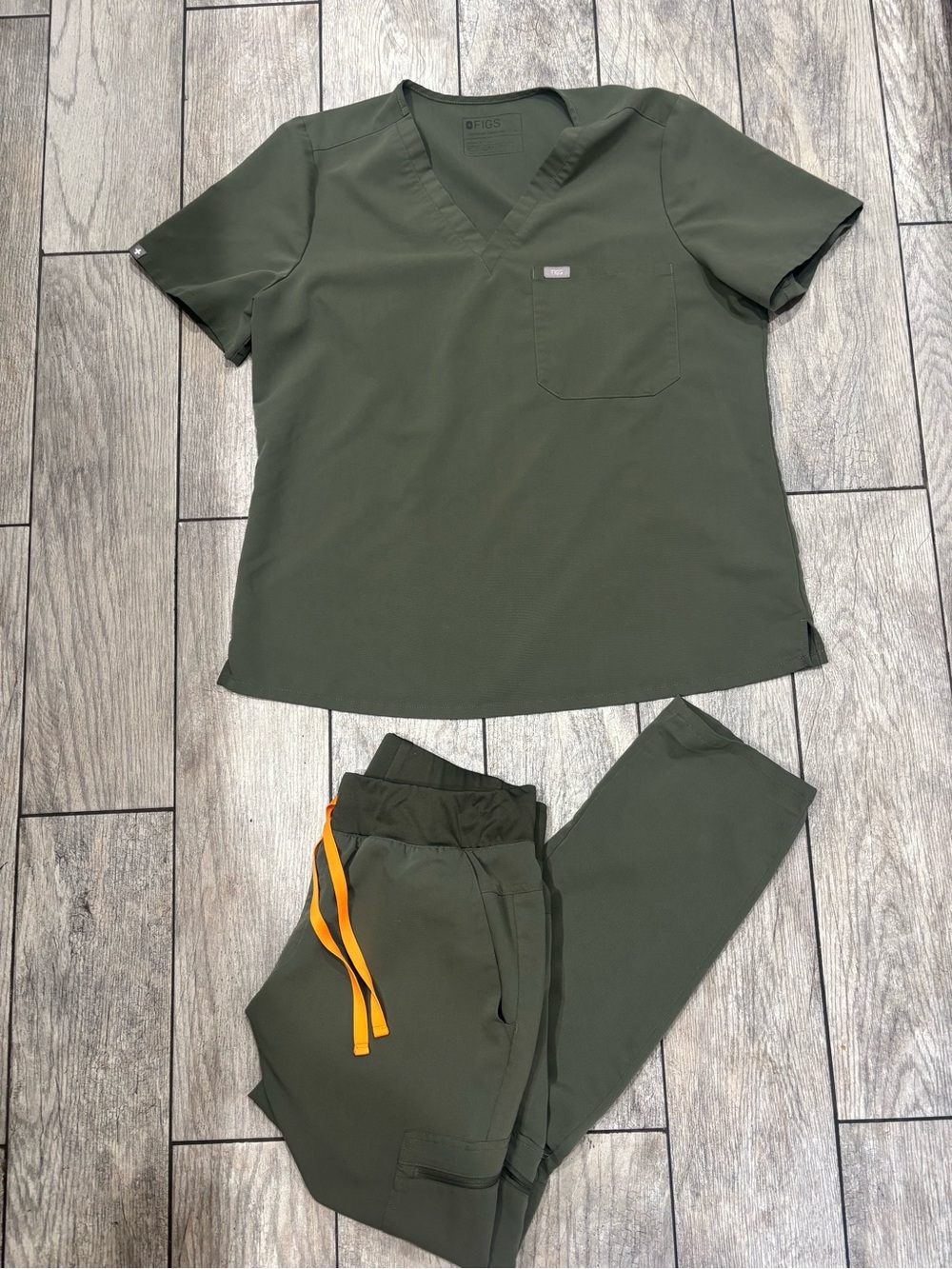 Figs Olive Green Scrub Set